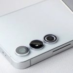 ชมภาพ Samsung Galaxy S24 และ Samsung Galaxy S24+ จะได้ดีไซน์ใหม่ที่มีความโค้งมนน้อยลง